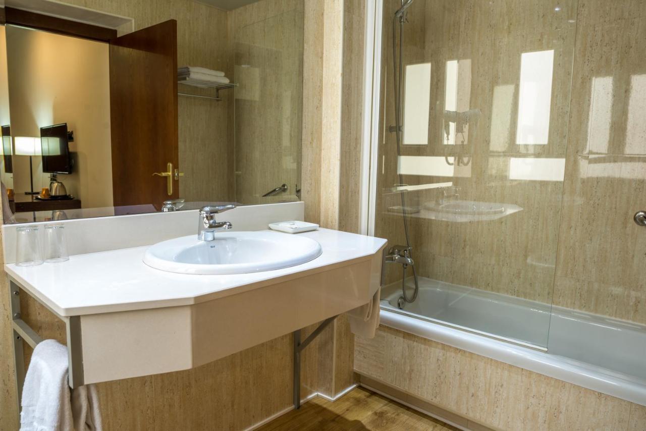 Hotel Ramon Berenguer IV Lleida Exteriér fotografie